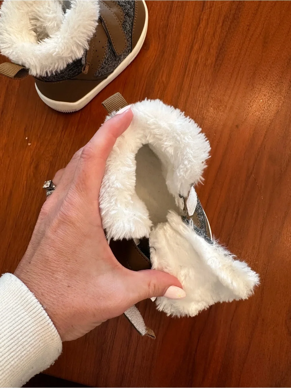 Baby Boy snow boots Brown and Gray Winter Boots with Faux Fur size 5